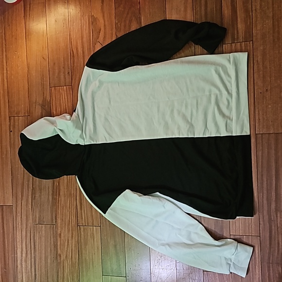 Romwe woman hoodie - Picture 5 of 5